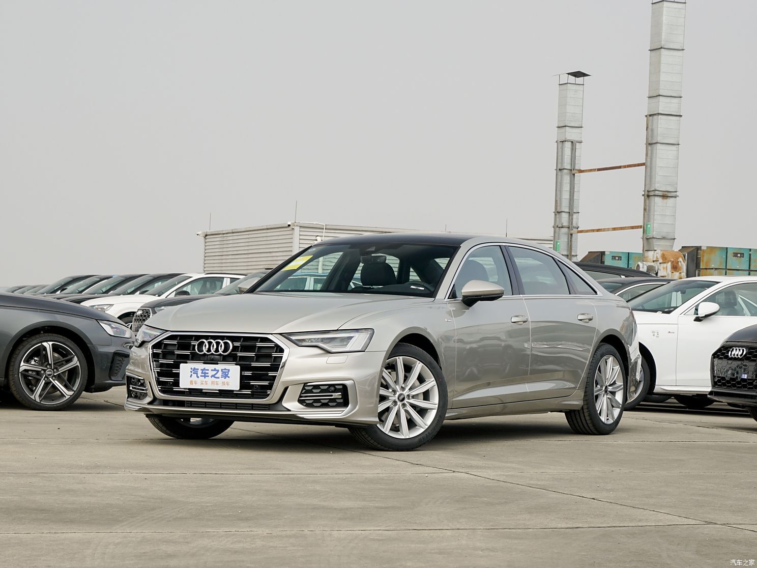 一汽奥迪 奥迪A6L 2024款 45 TFSI 臻选动感型