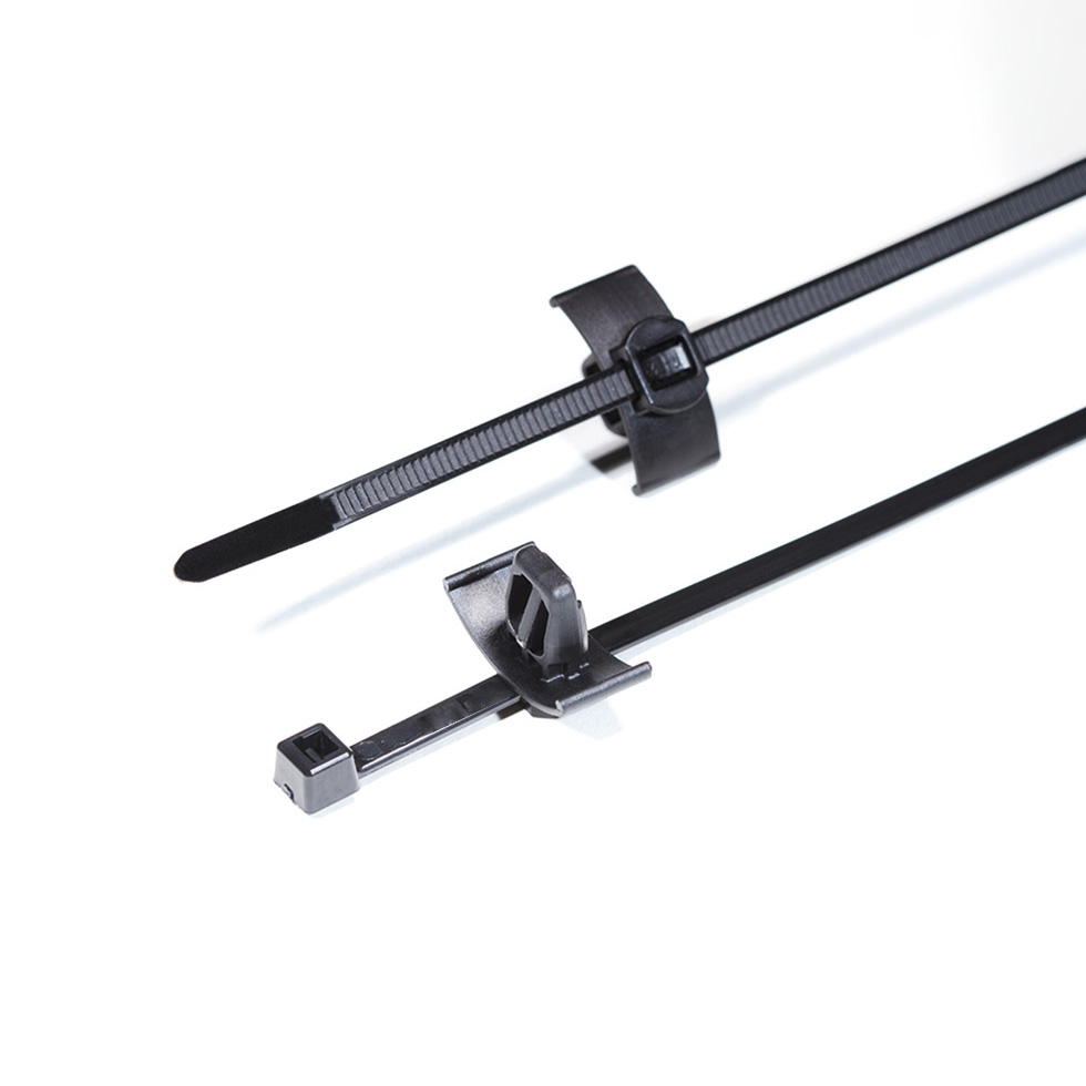 带箭头的分体式卡扣  带侧翼 适用于椭圆孔 PA66